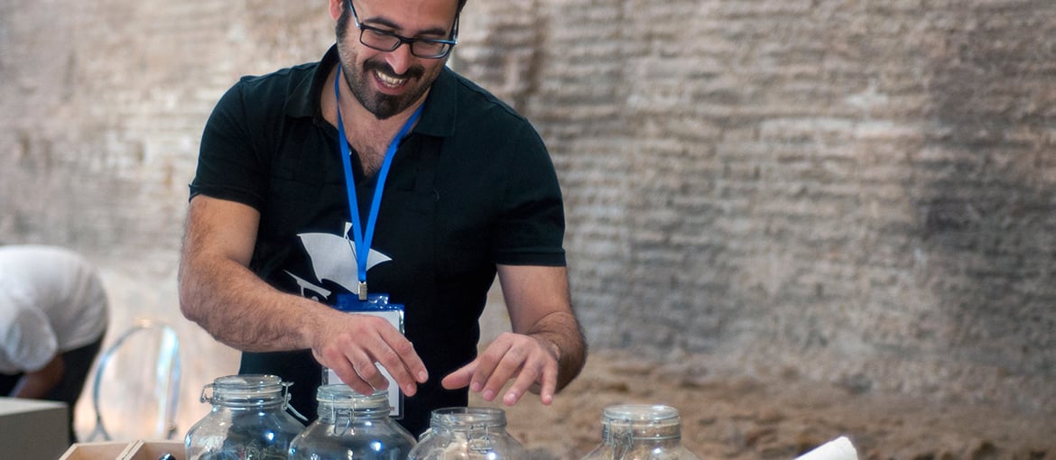 Interview with Andrea De Simeis, master papermaker and engraver